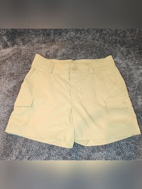 Eddie Bauer Women's Beige Cargo Shorts Size 4 Outdoor Pockets Button Zip